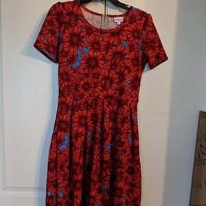 Lularoe Amelia red and blue floral dress sz small